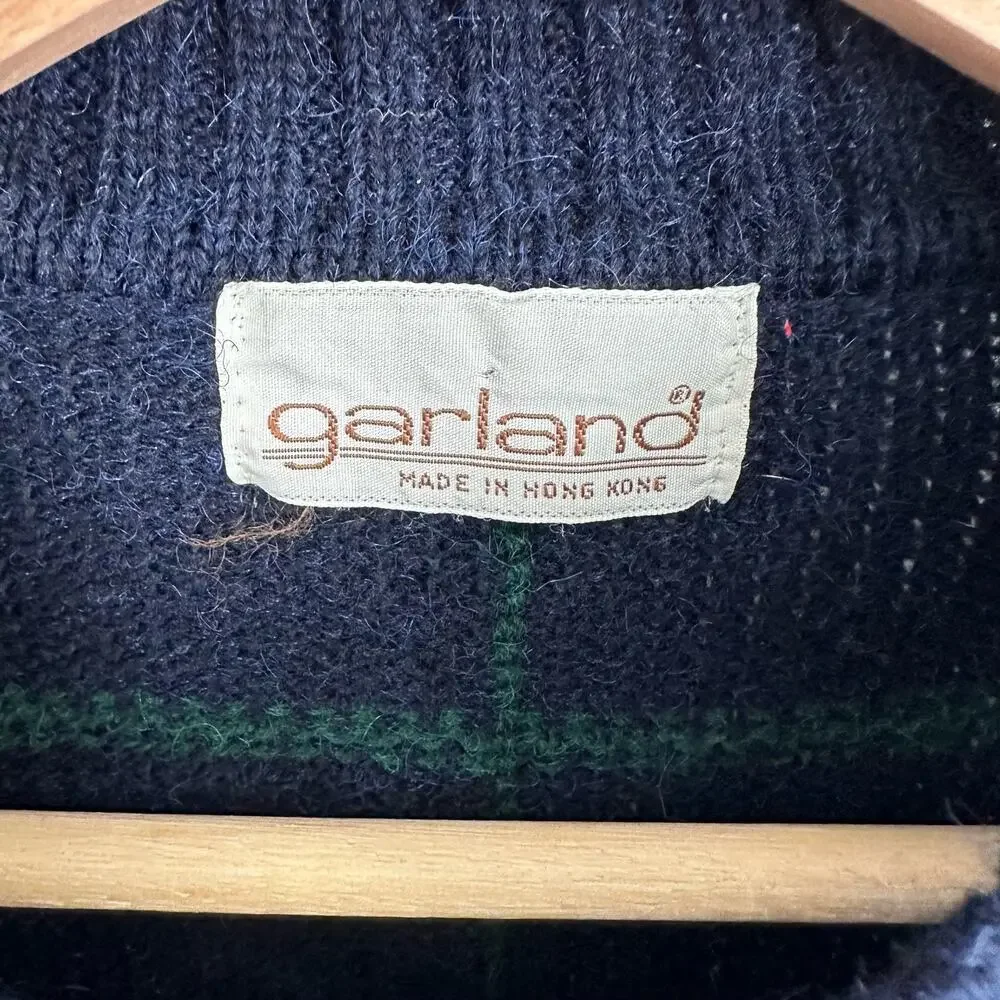 Garland Hong Kong‎ Dad Style Dark Blue Grid Check Pattern Sweater Adult Window